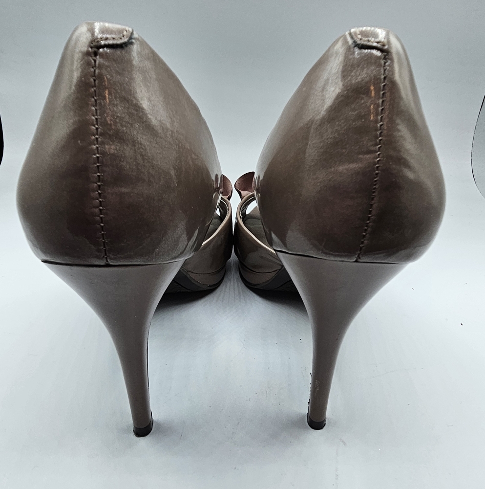 Carlos Santana "Pretty" Bronze Brown Ruffle Peep-Toe Heels - Picture 5 of 14